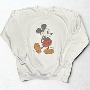 Disney Mickey Mouse White Sweatshirt with Vintage Style Mickey Size Medium NWOT
